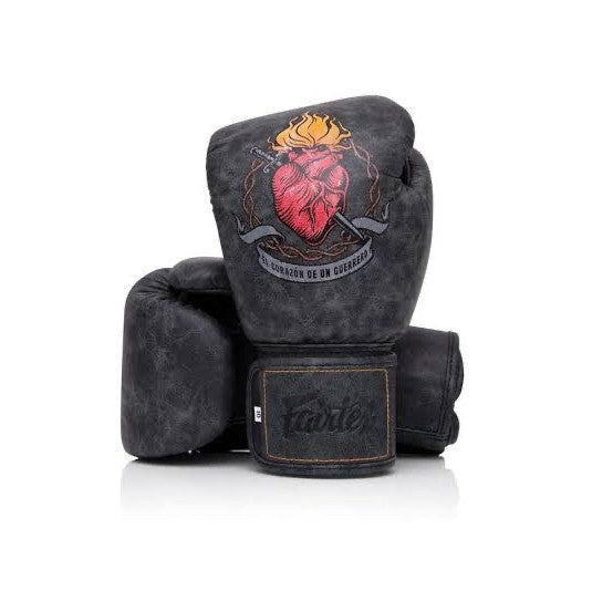 Sarung Tinju Fairtex The Heart of Warrior limited / Muay thai boxing
