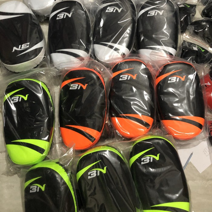 Kick Pad Muaythai pad BN / kicking pad / boxing pad muay thai boxing