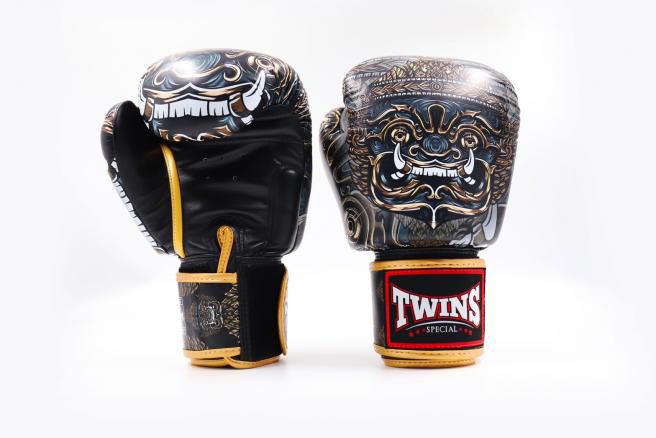 Sarung Tinju Twins special FBGVL3-63 YAK THAI / Boxing Muay Thai Glove